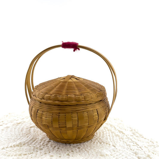 Vintage Woven Wicker Basket with Lid and Handle